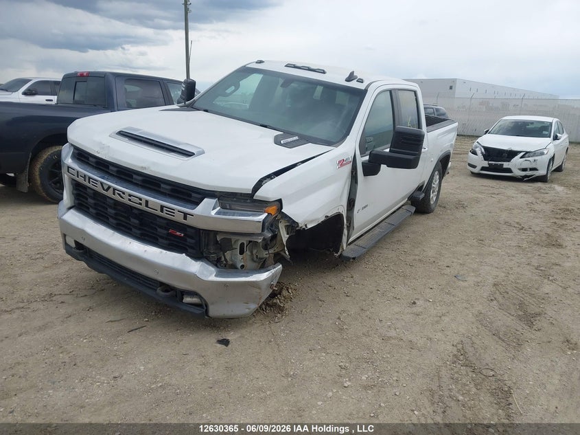 2021 Chevrolet Silverado, Удар спереди, IAAI, VIN 1GC4YNEY5MF214300 — фото 2