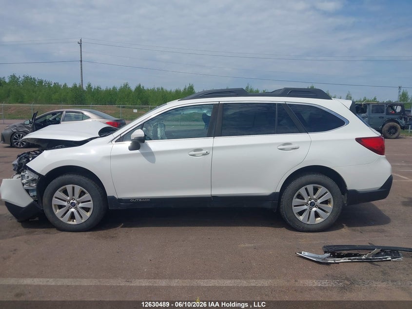 2018 Subaru Outback 2.5I Premium VIN: 4S4BSDDC2J3343855 Lot: 12630489