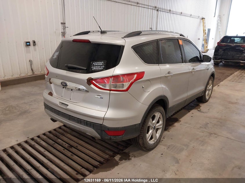 Vin: 1fmcu9gx0eue16375, lot: 3031375, ford escape se 20144