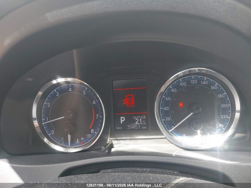 2017 TOYOTA COROLLA SEDAN 1.8L I-4 DOHC, VVT, 132HP