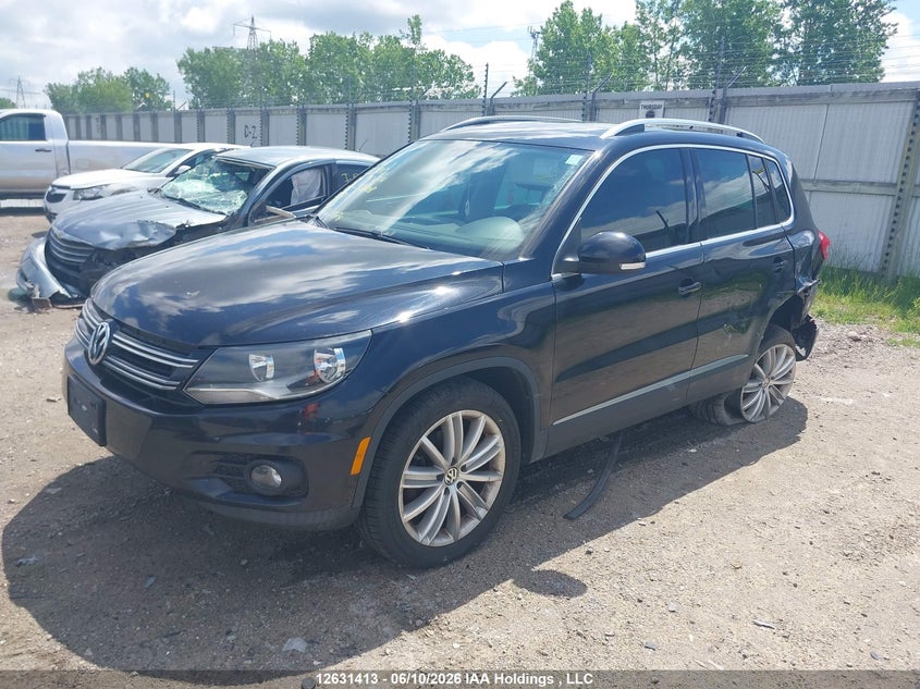 2015 Volkswagen Tiguan S/Se/Sel/R-Line, Rear, IAAI, VIN WVGJV7AX0FW542808 — photo 2