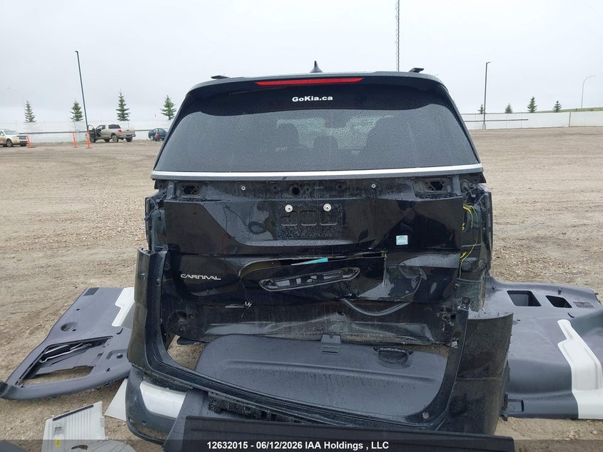 2024 Kia Carnival Lx VIN: KNDNB5H35R6324003 Lot: 12632015