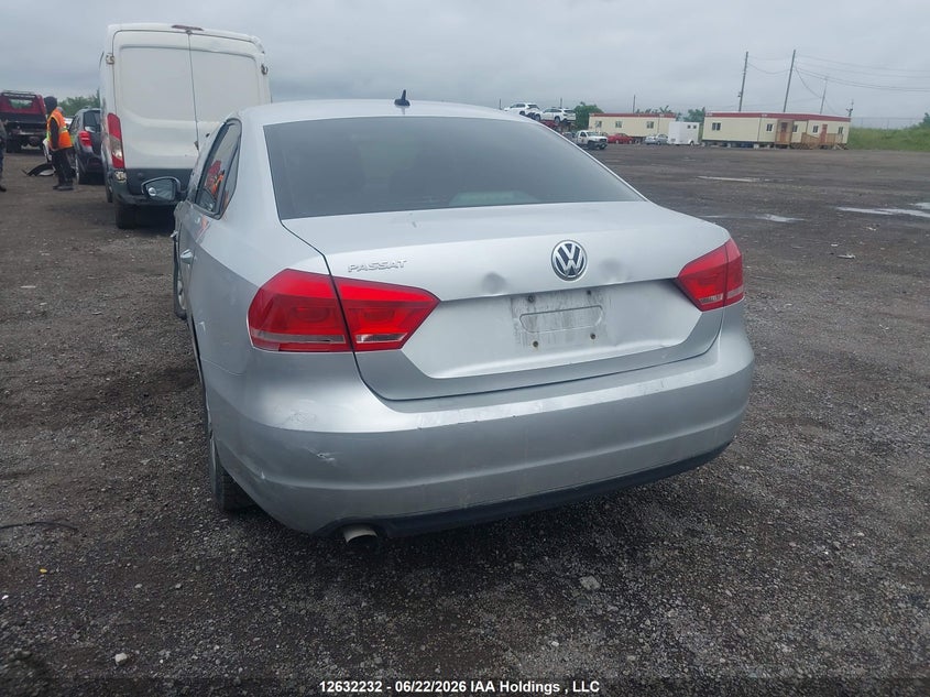 Vin: 1vwah7a3xdc040540, lot: 3032514, volkswagen passat 2.5l trendline 20133