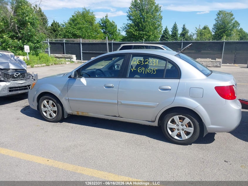 2010 KIA RIO SEDAN 1.6L I-4 DOHC, VVT, 110HP