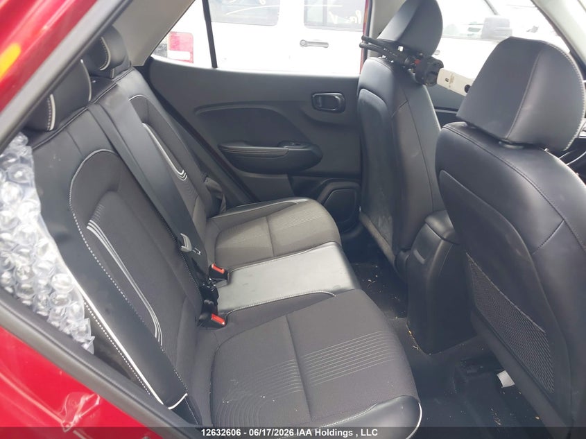 2021 Hyundai Venue VIN: KMHRC8A33MU100321 Lot: 12632606