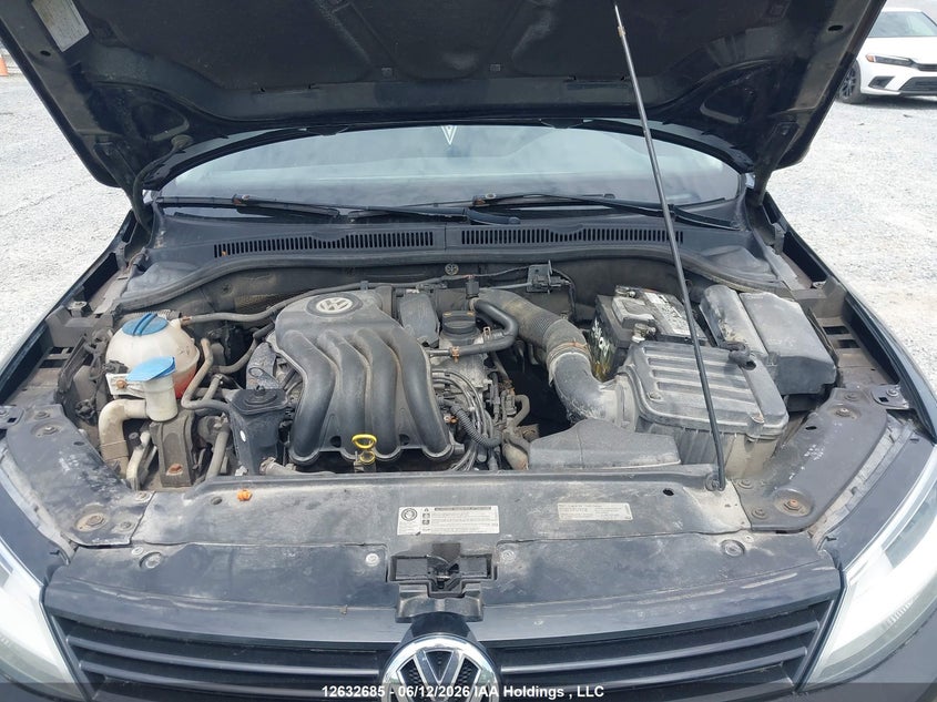 2013 Volkswagen Jetta 2.0L Trendline/2.0L Trendline+ VIN: 3VW1K7AJ2DM446990 Lot: 12632685