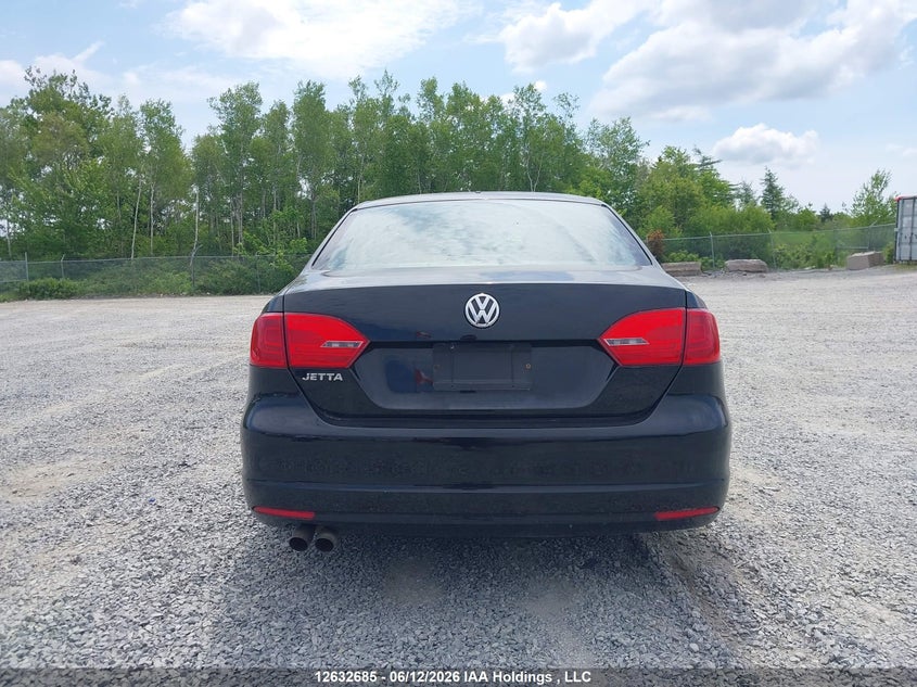 2013 Volkswagen Jetta 2.0L Trendline/2.0L Trendline+ VIN: 3VW1K7AJ2DM446990 Lot: 12632685
