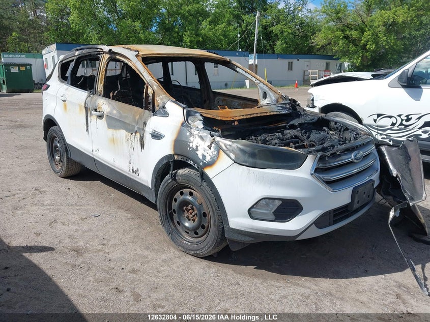 Vin: 1fmcu0gdxhub68996, lot: 3033127, ford escape se 2017 img_1