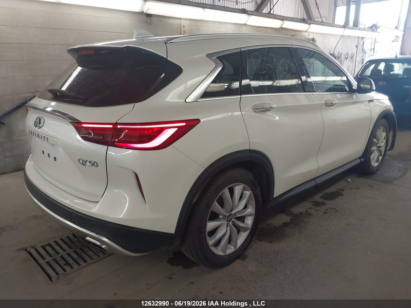 Vin: 3pcaj5m30kf110389, lot: 3033335, infiniti qx50 20194