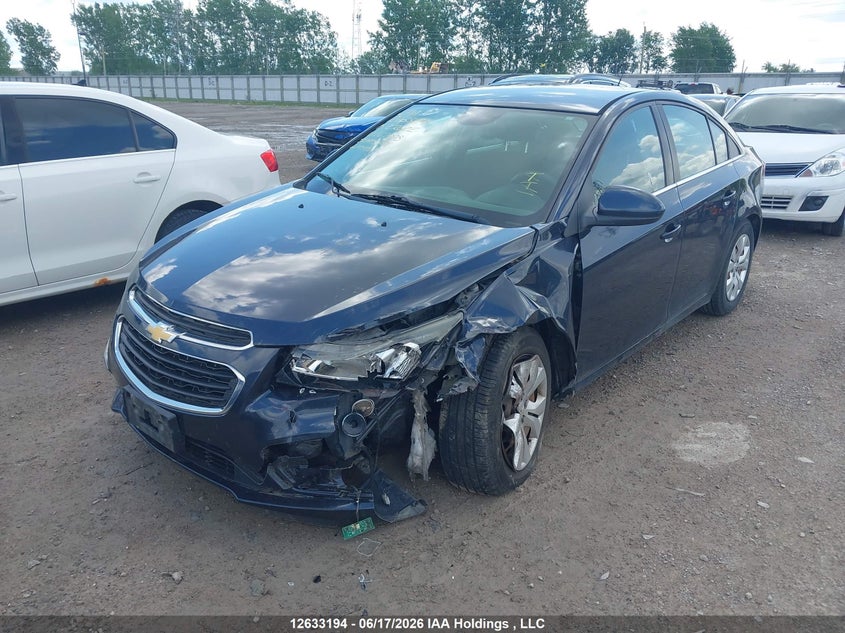 2015 Chevrolet Cruze, Удар спереду, IAAI, VIN 1G1PC5SB5F7267998 — фото 2