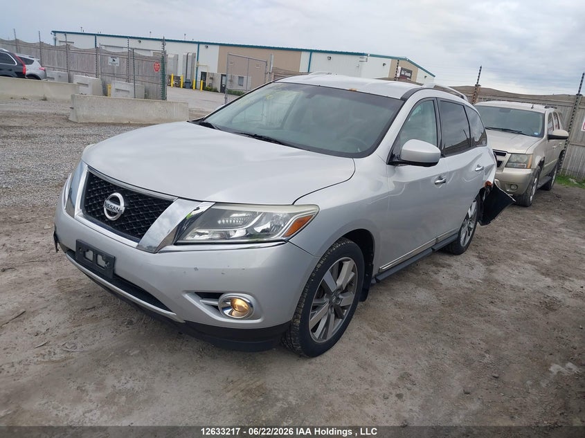 2013 Nissan Pathfinder, Удар сзади, IAAI, VIN 5N1AR2MM1DC606796 — фото 2