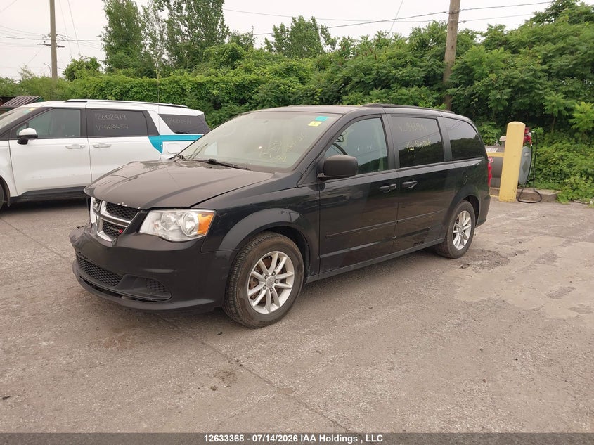 2016 Dodge Caravan, Front, IAAI, VIN 2C4RDGBG8GR393941 — photo 2