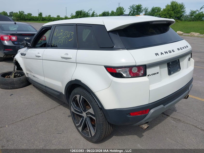 Vin: salvn2bg8dh747813, lot: 3033752, land rover range rover evoque pure 20133