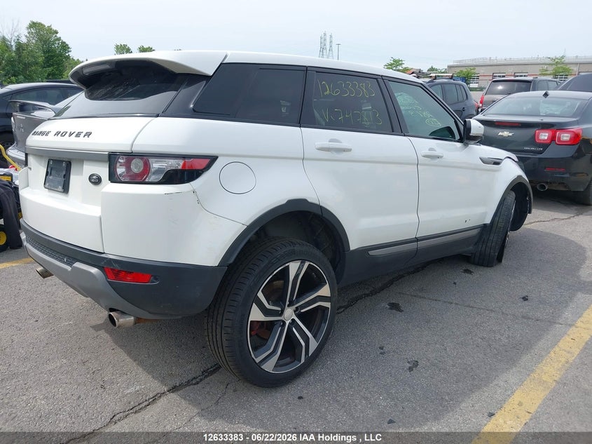 Vin: salvn2bg8dh747813, lot: 3033752, land rover range rover evoque pure 20134