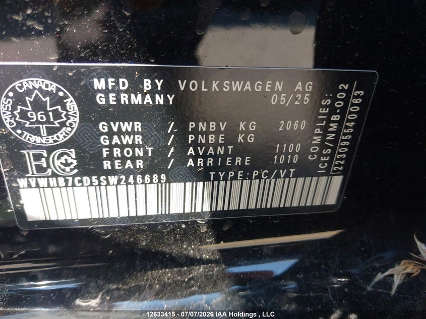 2025 VOLKSWAGEN GOLF R HATCHBACK 2.0L I-4 DI, DOHC, VVT, TURBO, 328HP