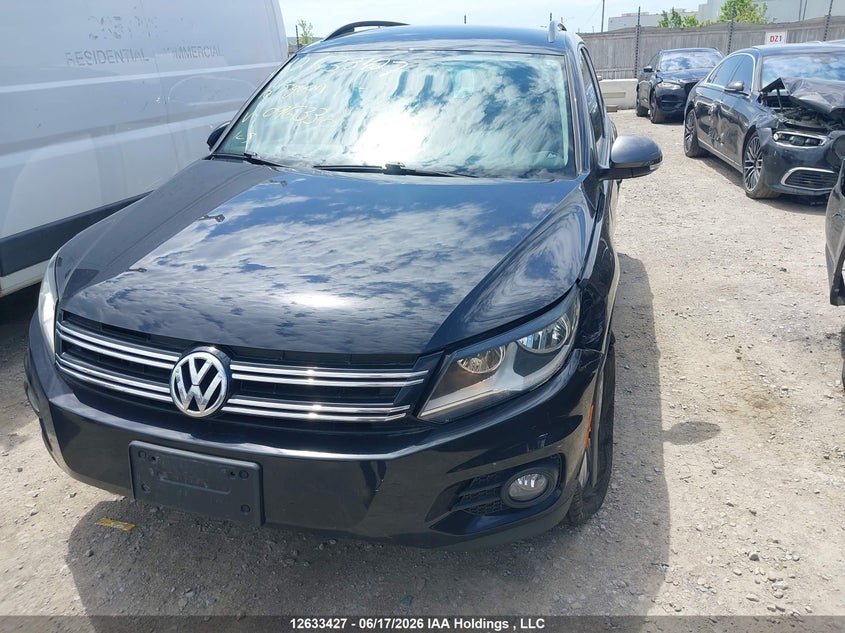2016 Volkswagen Tiguan Comfort/High/R-Line/Sp Ed, Левый бок, IAAI, VIN WVGJV7AX8GW096330 — фото 2