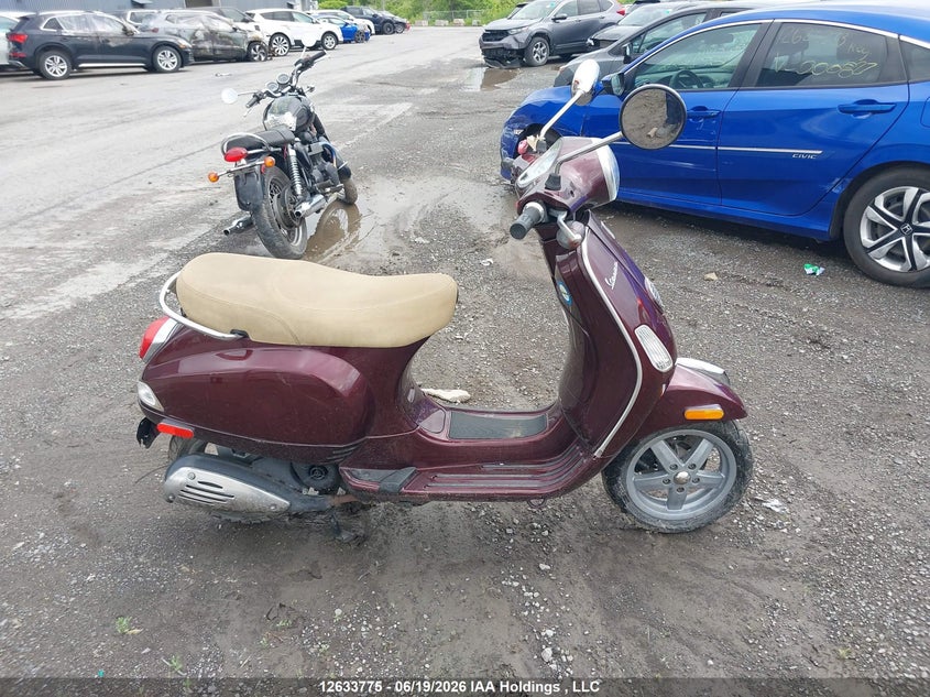 2012 VESPA LX BIKE 1