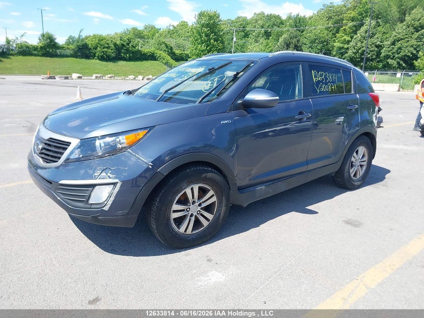 2012 Kia Sportage, Front, IAAI, VIN KNDPBCA24C7200871 — photo 2
