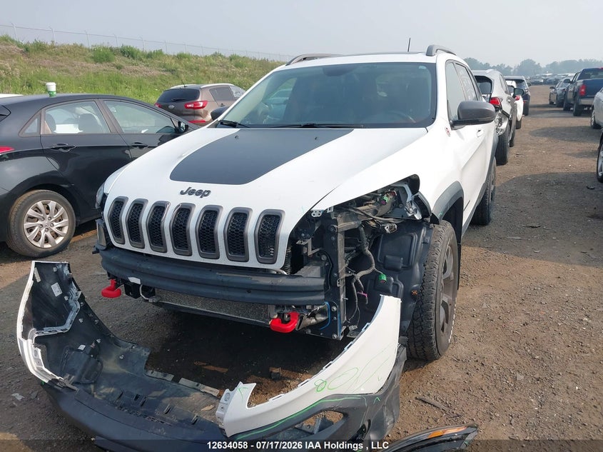2017 Jeep Cherokee, Front, IAAI, VIN 1C4PJMBS1HW576741 — photo 2