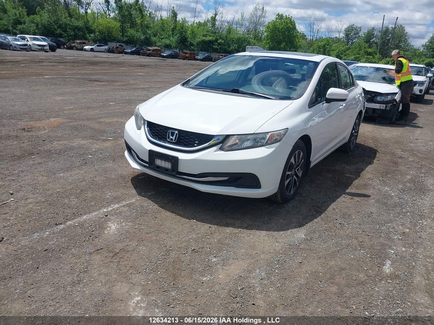 2015 Honda Civic, Rear, IAAI, VIN 2HGFB2F51FH020542 — photo 2