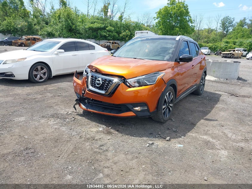 2018 Nissan Kicks, Удар спереду, IAAI, VIN 3N1CP5CU8JL532883 — фото 2