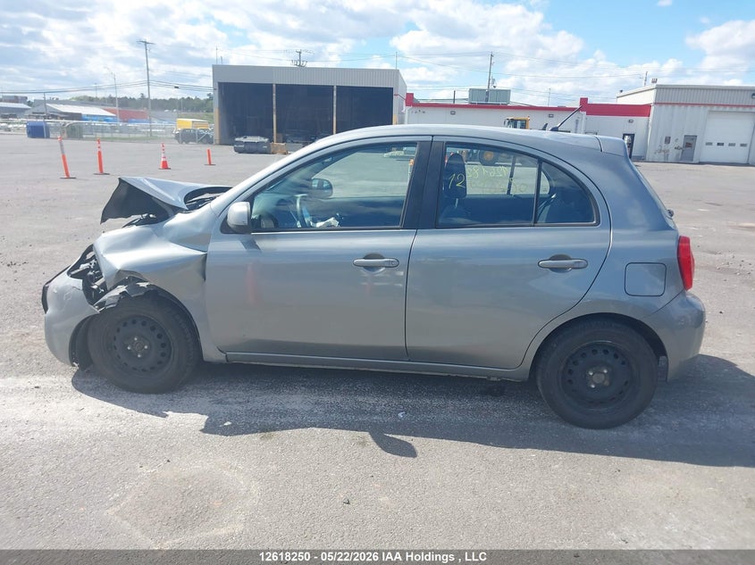 2015 Nissan Micra S/Sr/Sv VIN: 3N1CK3CP1FL268832 Lot: 12618250x