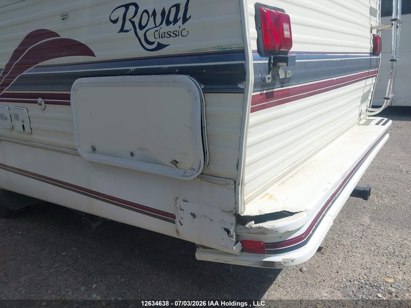 1994 Ford Econoline E350 Cutaway Van VIN: 1FDKE30GXRHA95346 Lot: 12634638