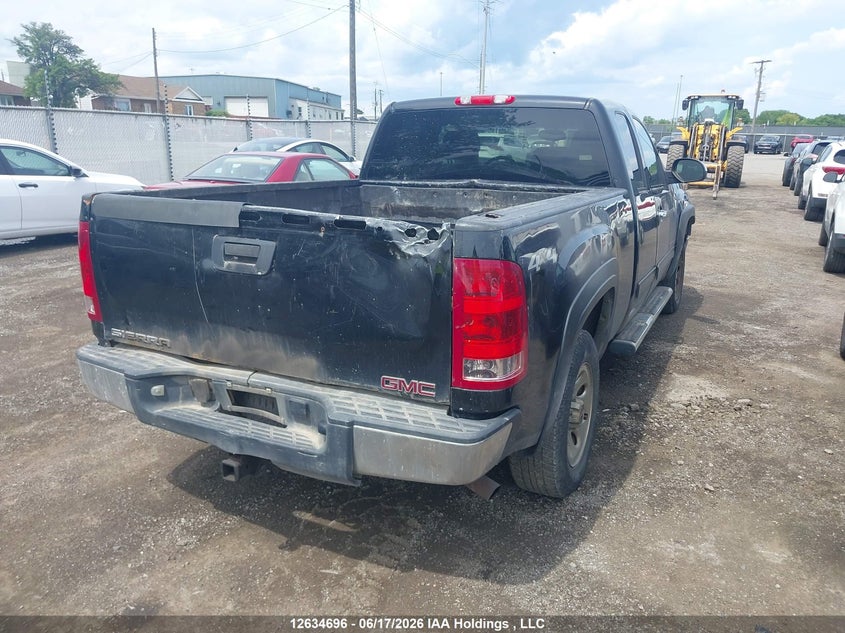 2013 GMC SIERRA PICKUP 4.8L V-8 VVT, 302HP