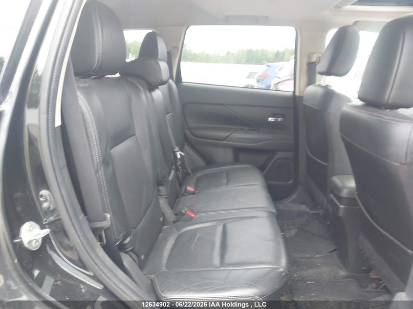 2014 Mitsubishi Outlander Es VIN: JA4AZ2A35EZ603621 Lot: 12634902