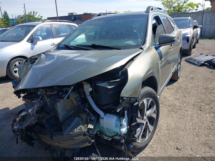 2020 Subaru Outback, Front, IAAI, VIN 4S4BTDNCXL3232176 — photo 2