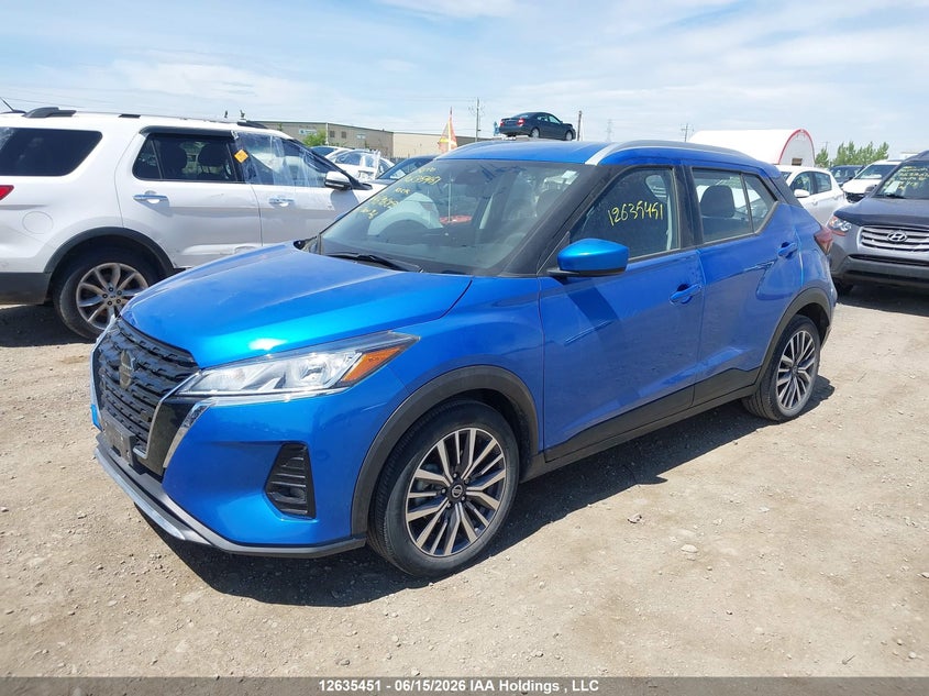 2021 Nissan Kicks, Вилучене, IAAI, VIN 3N1CP5CV4ML469682 — фото 2
