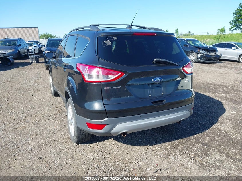 Vin: 1fmcu9g92fub98829, lot: 3036347, ford escape se 20153