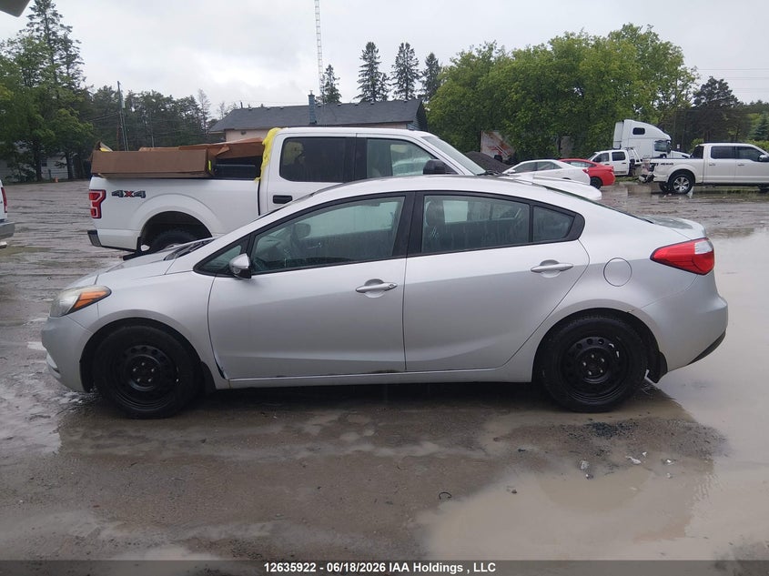 2015 KIA FORTE SEDAN 1.8L I-4 DOHC, VVT, 145HP