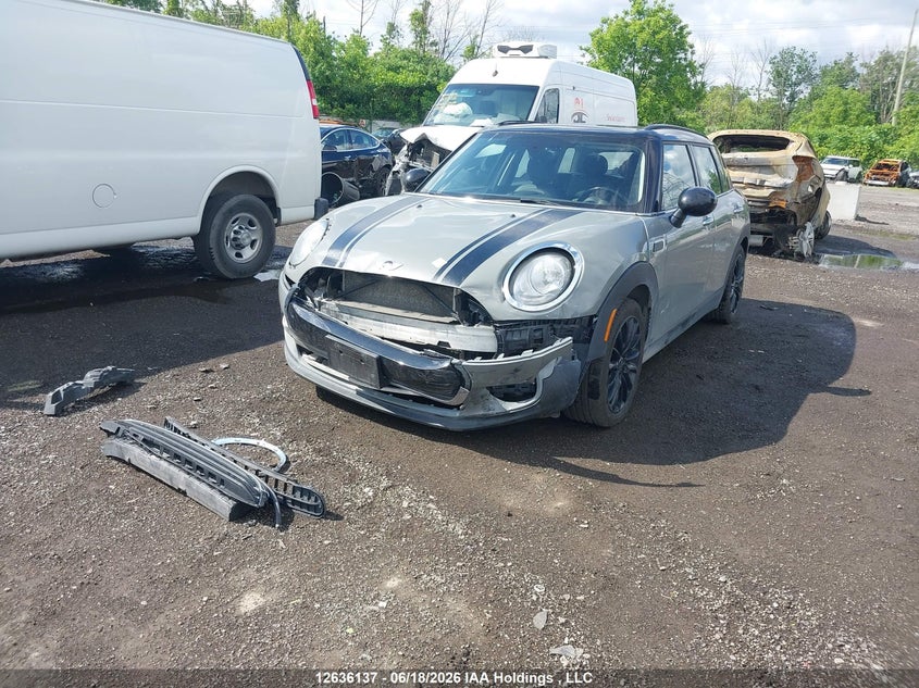 2018 MINI Clubman, Front, IAAI, VIN WMWLU1C53J2F29057 — photo 2