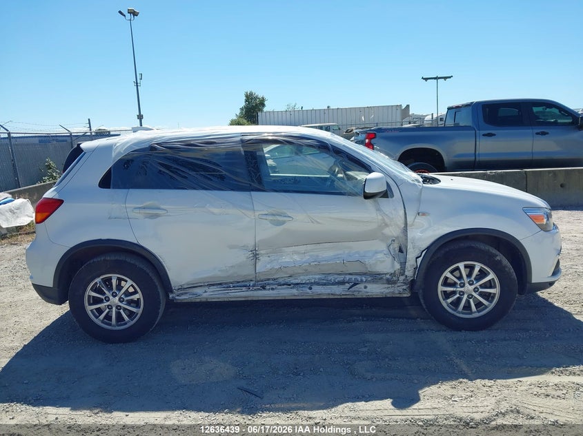 2018 Mitsubishi Rvr Es/Se VIN: JA4AH3AU7JZ605222 Lot: 12636439