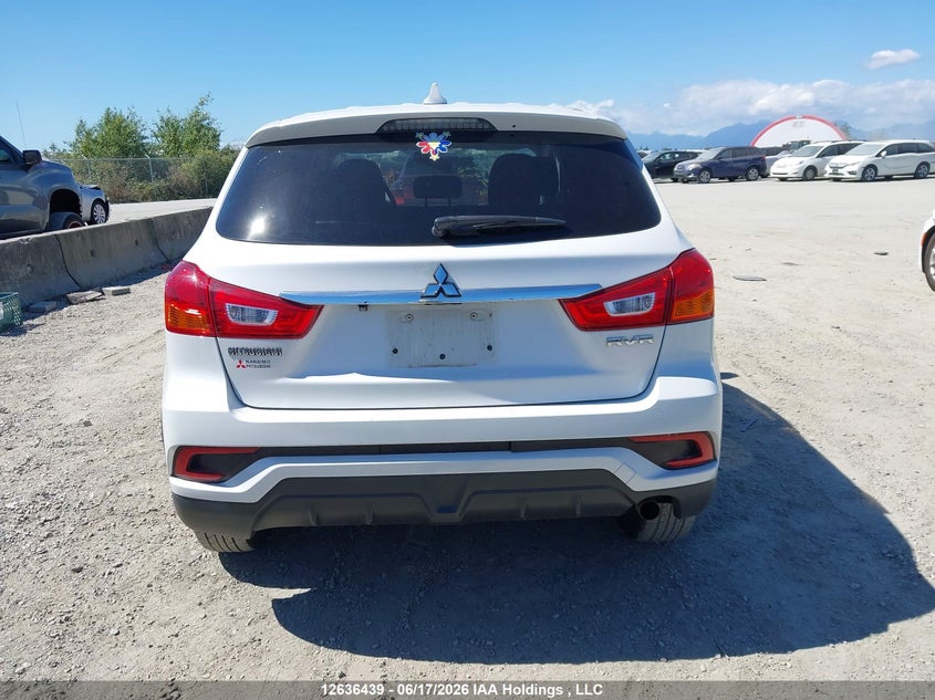 2018 Mitsubishi Rvr Es/Se VIN: JA4AH3AU7JZ605222 Lot: 12636439