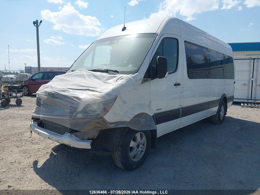 2014 Mercedes-Benz Sprinter, Front, IAAI, VIN WDZBE8CC3E5825815 — photo 2
