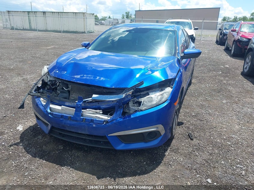2018 Honda Civic, Front, IAAI, VIN 2HGFC2F82JH013146 — photo 2
