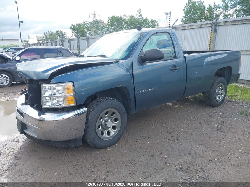 2013 Chevrolet Silverado, Удар спереду, IAAI, VIN 1GCNCPEA7DZ371598 — фото 2