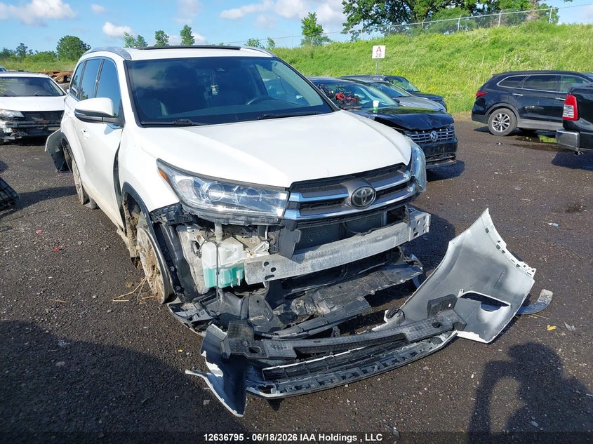 Vin: 5tdjzrfh3js532949, lot: 3037422, toyota highlander se/xle 2018 img_1