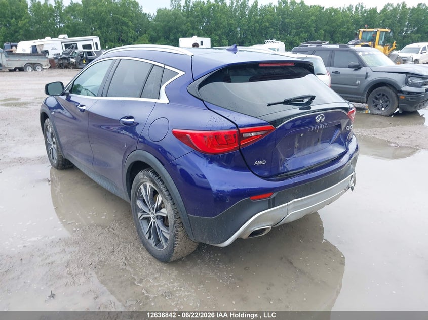 Vin: sjkch5cr4ha027475, lot: 3037473, infiniti qx30 20173