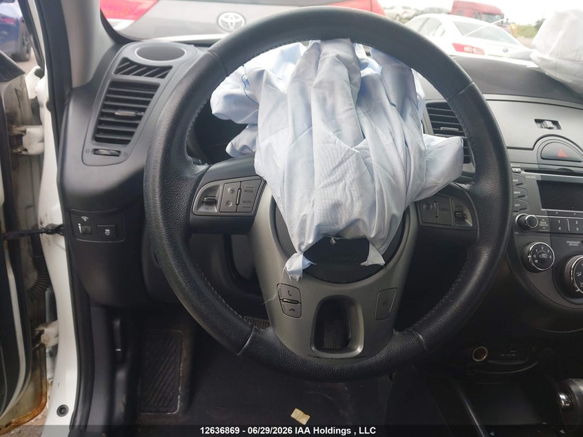 2011 Kia Soul 2.0L 2U/2.0L 4U/2.0L 4U Burner/2.0L 4U Luxury/2.0L 4U Retro/2.0L 4U Sx VIN: KNDJT2A27B7722339 Lot: 12636869