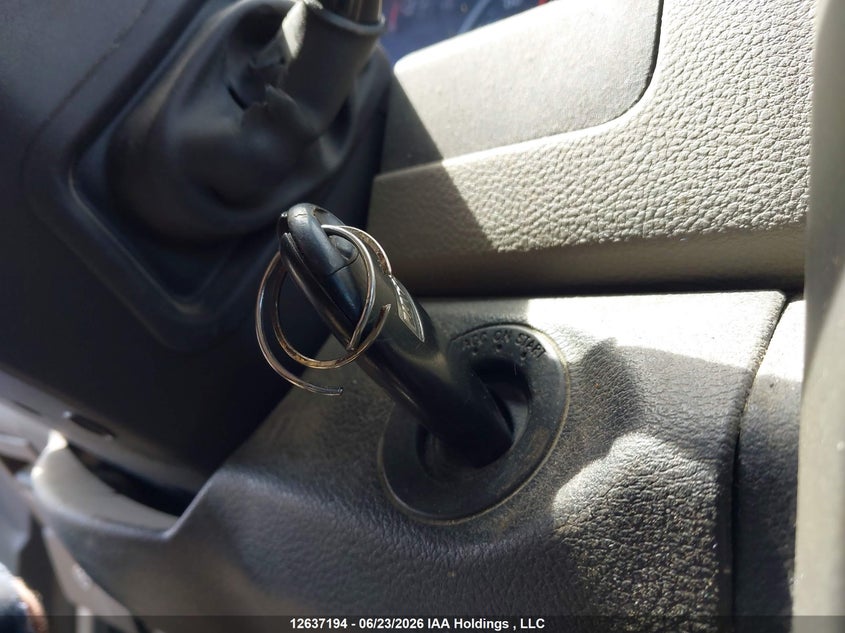 2012 DODGE RAM 1500 ST PICKUP 5.7L V-8 VVT, 390HP