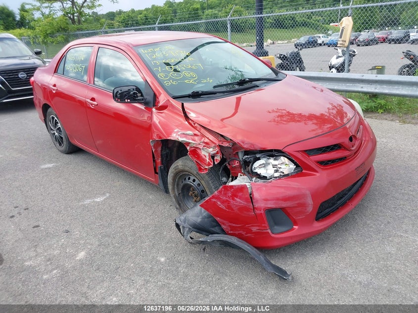 Vin: 2t1bu4ee1dc035067, lot: 3037853, toyota corolla 2013 img_1