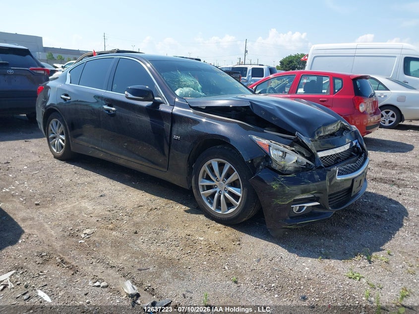2016 INFINITI Q50
