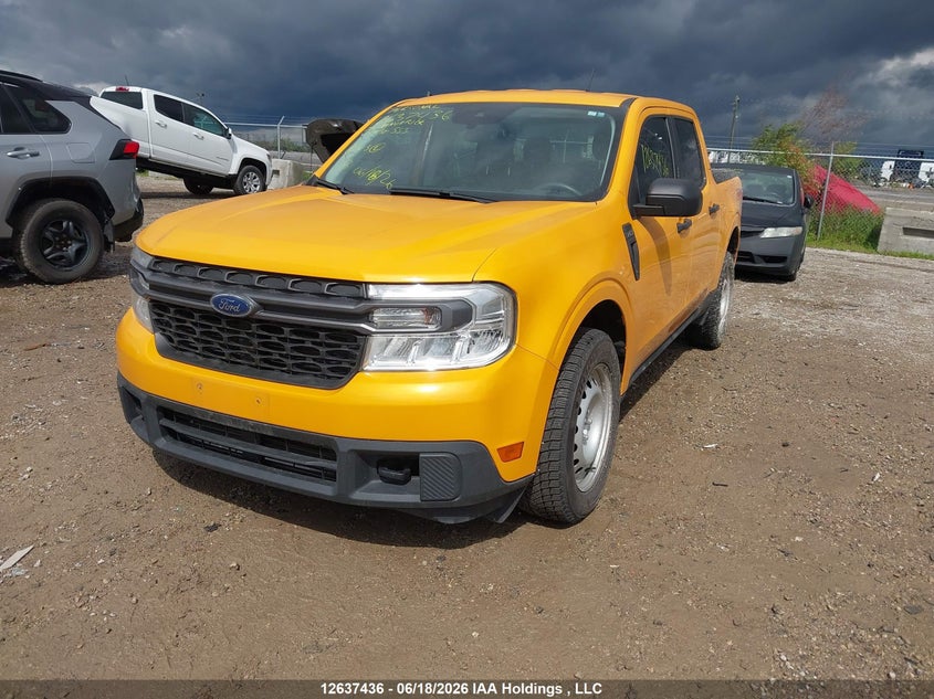 2022 Ford Maverick, Right Side, IAAI, VIN 3FTTW8F93NRA30553 — photo 2