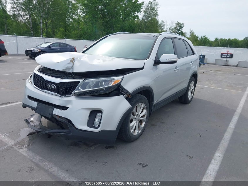 2015 Kia Sorento, Front, IAAI, VIN 5XYKUDA76FG610410 — photo 2