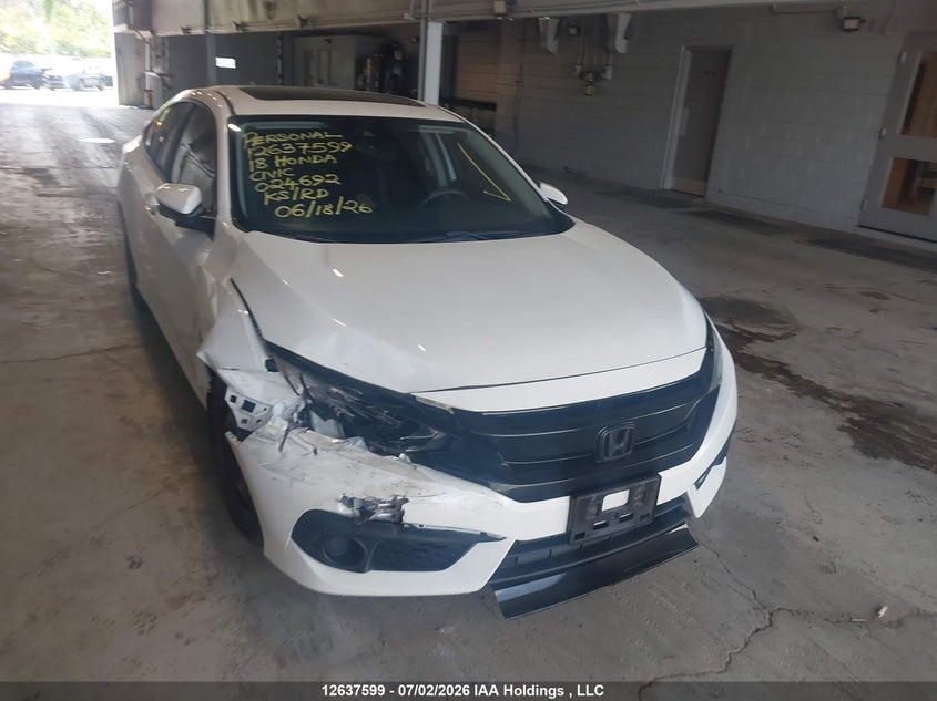 Vin: 2hgfc2f87jh024692, lot: 3038275, honda civic ex 2018 img_1