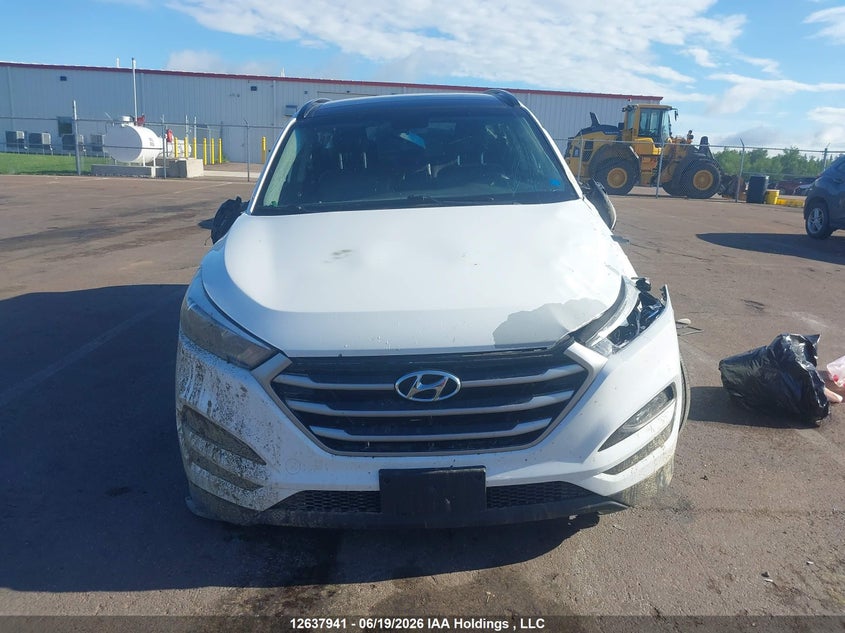 2018 Hyundai Tucson Se 2.0L VIN: KM8J3CA48JU726998 Lot: 12637941
