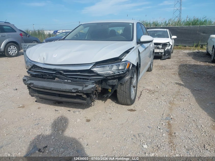 2019 Volkswagen Jetta, Front, IAAI, VIN 3VWC57BU2KM009142 — photo 2